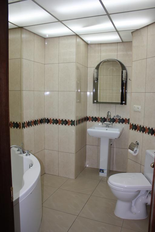 Bansay Hotel Dnipro Room photo