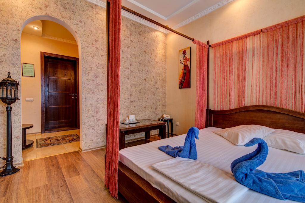 Bansay Hotel Dnipro Room photo